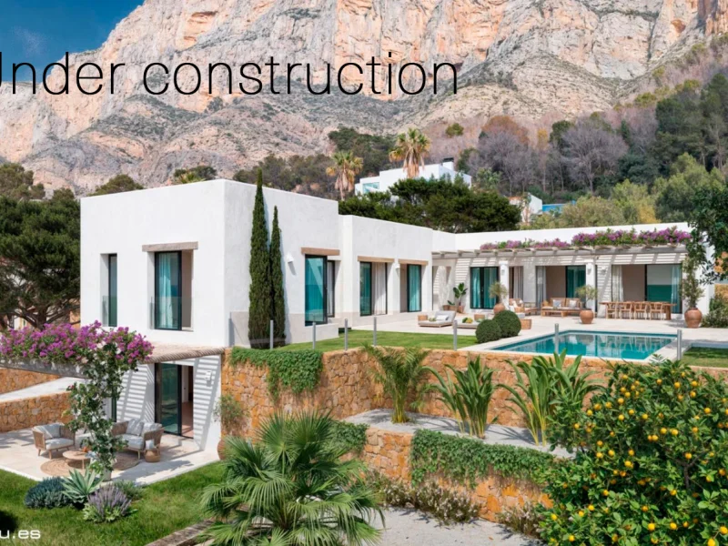 Villa de obra nueva en Jávea, El Garroferal con piscina privada