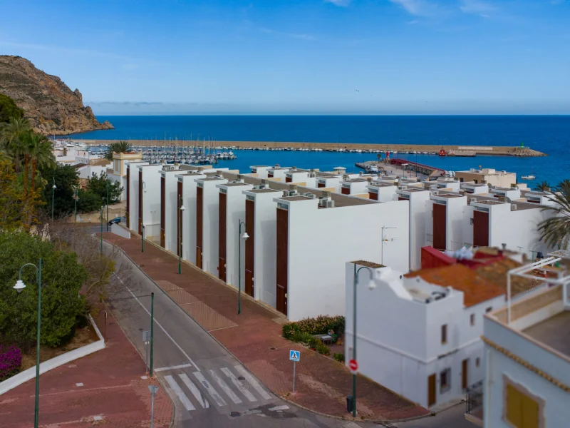 Apartamento en planta baja con piscina en el puerto de Jávea