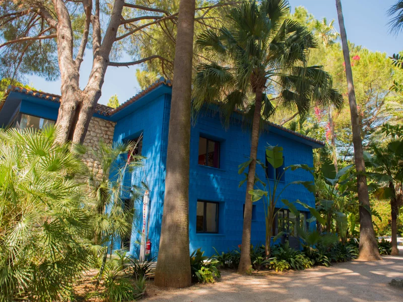 Complejo turístico único compuesto por 5 casas independientes en un jardín tropical de 17.933 m² en Sagra