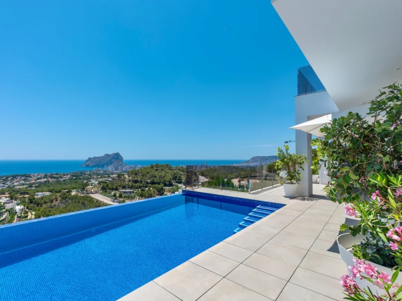 Villa con vista al mar en Benissa Costa