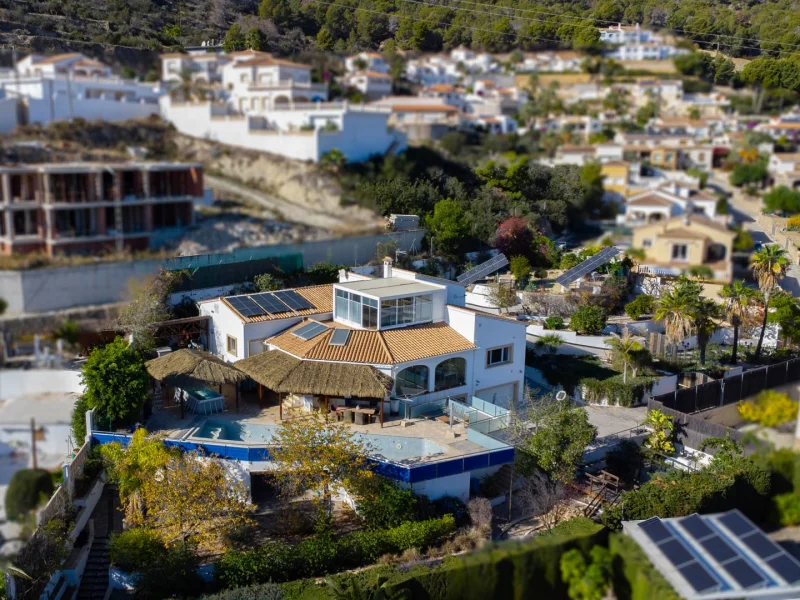 Villa con vistas panorámicas al mar en Calpe, Partida Cucarres