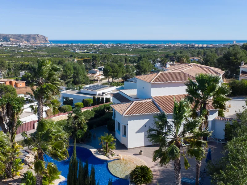 Villa exclusiva en Piver, Jávea con vistas al mar y al Montgó