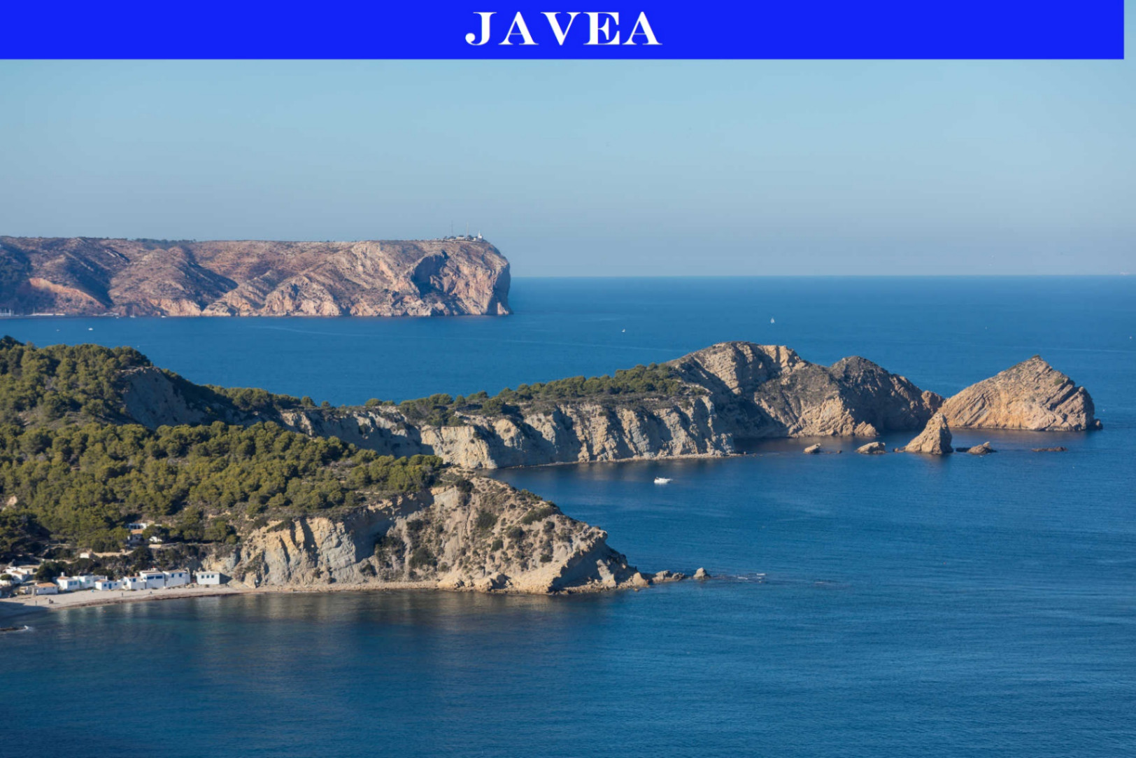 Apartamento en planta baja en Dénia con piscina y terraza privada