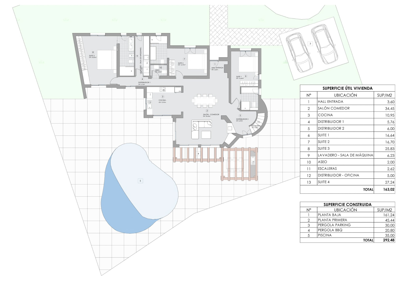 Plano técnico de la planta baja que detalla la distribución de tres suites, salón-comedor, cocina y zona exterior con piscina de 35 m2 y pérgola de aparcamiento.