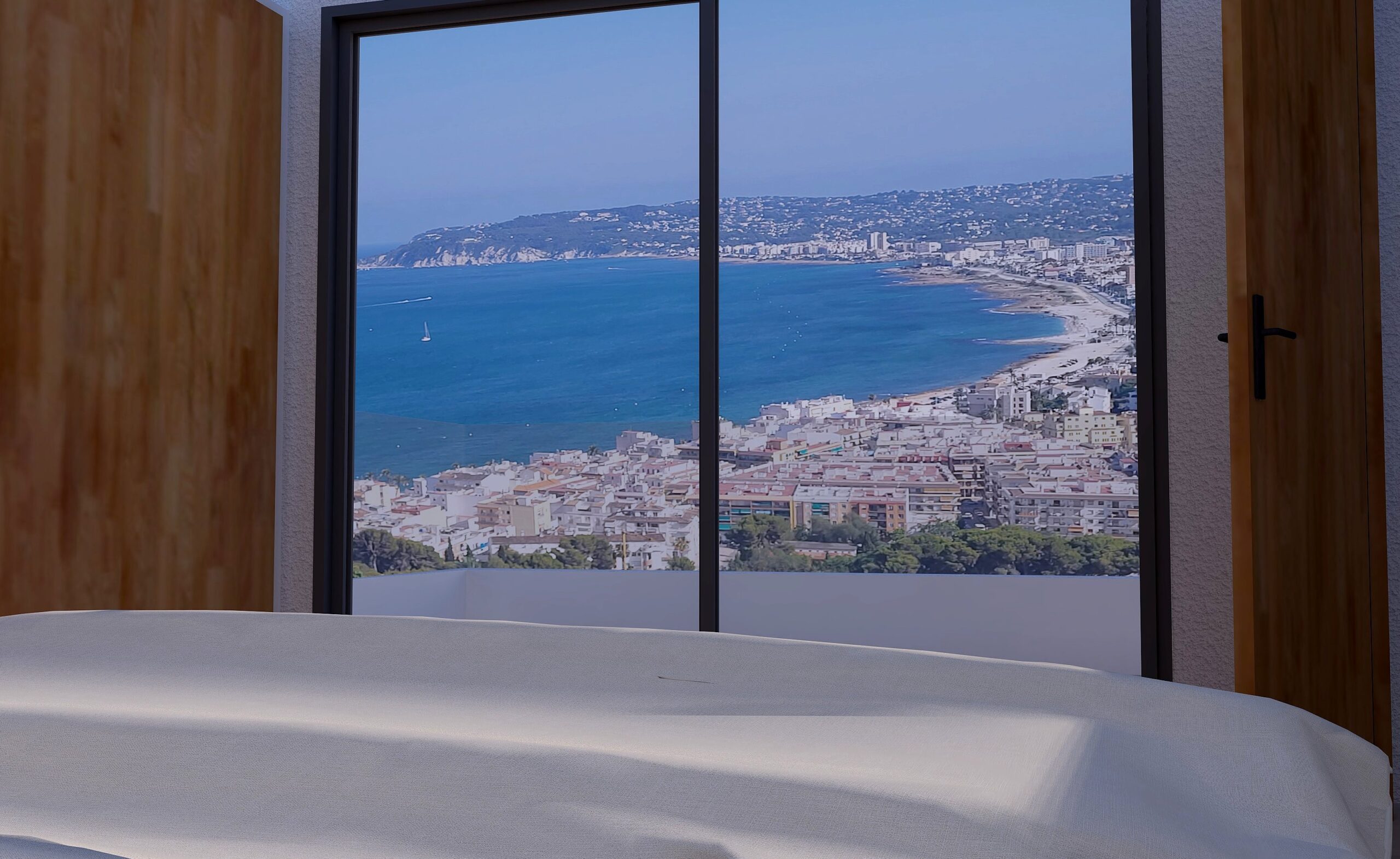 Vista panorámica de la bahía de Jávea desde el dormitorio, con grandes ventanales de suelo a techo y acabados en madera natural.