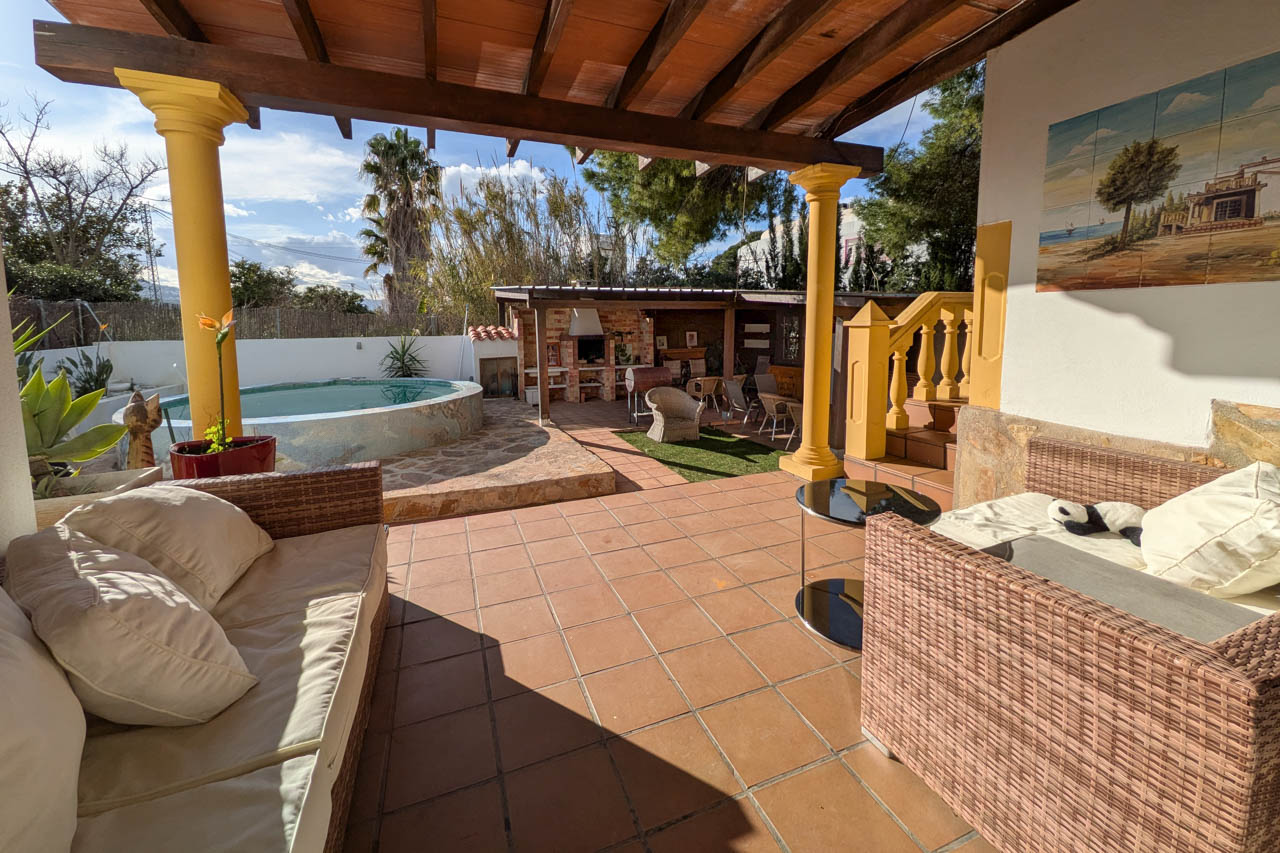 Villa Independiente en Dénia Cerca de la Playa