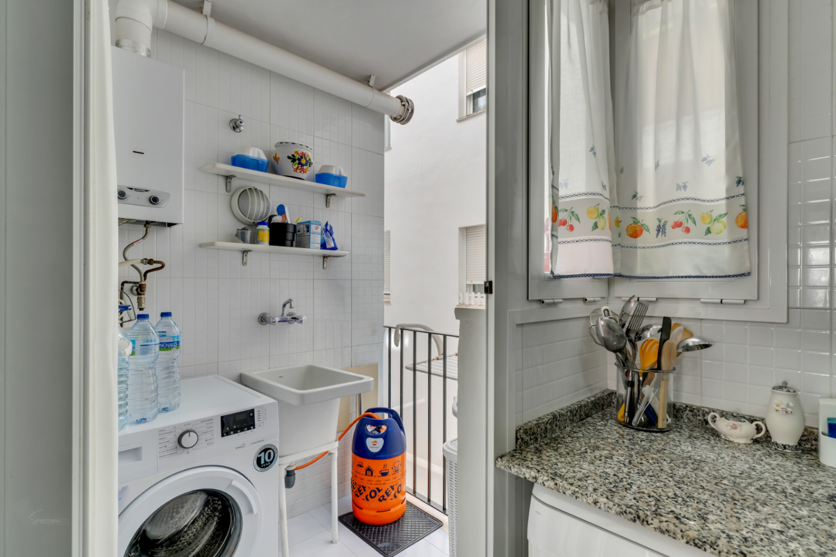 Jávea Pueblo: Apartamento 2 Dormitorios, Listo Para Entrar - 265.000€