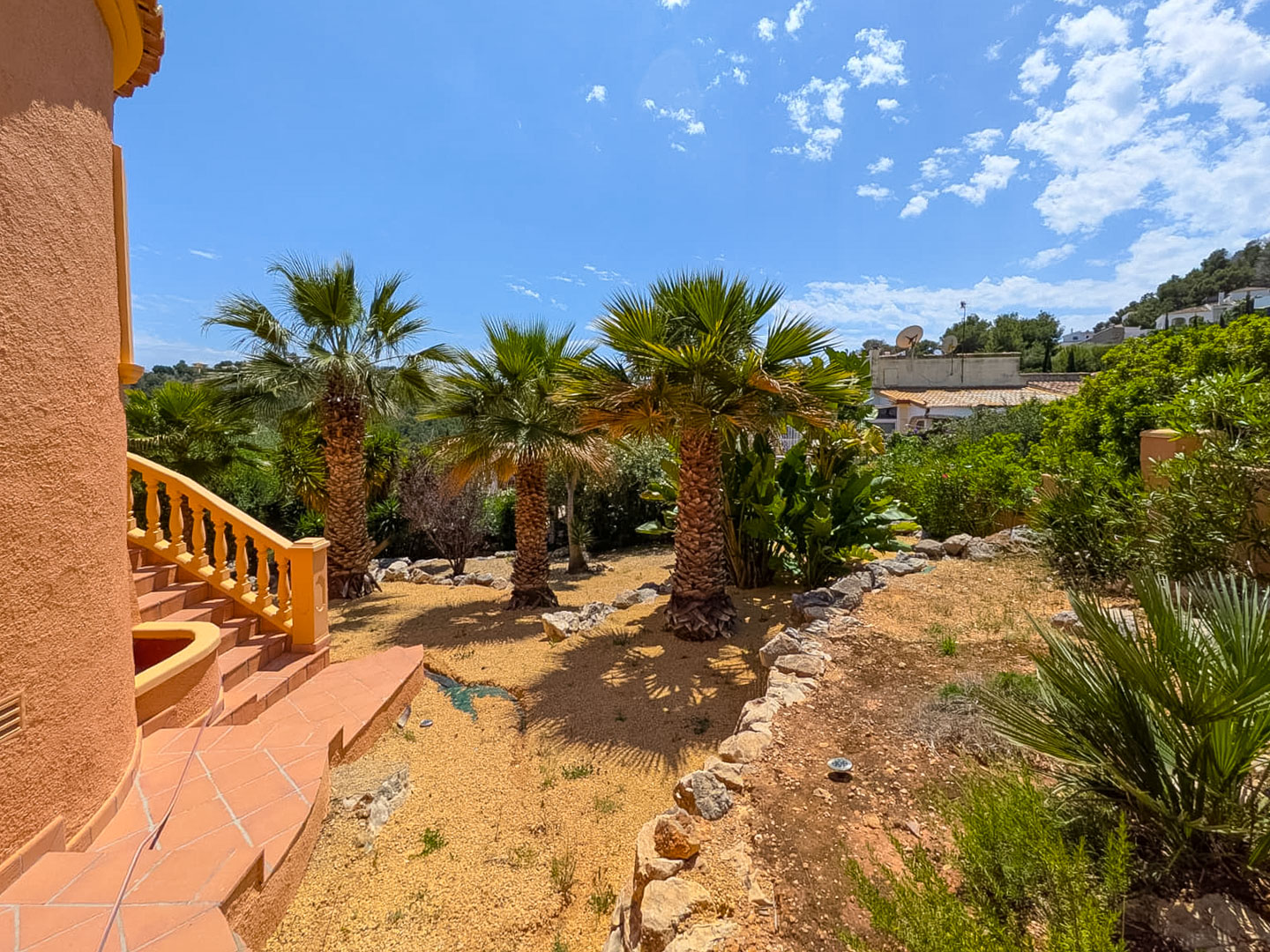 Villa de Lujo en Jávea: 3 Dormitorios, Vistas Increíbles. ¡Oportunidad!