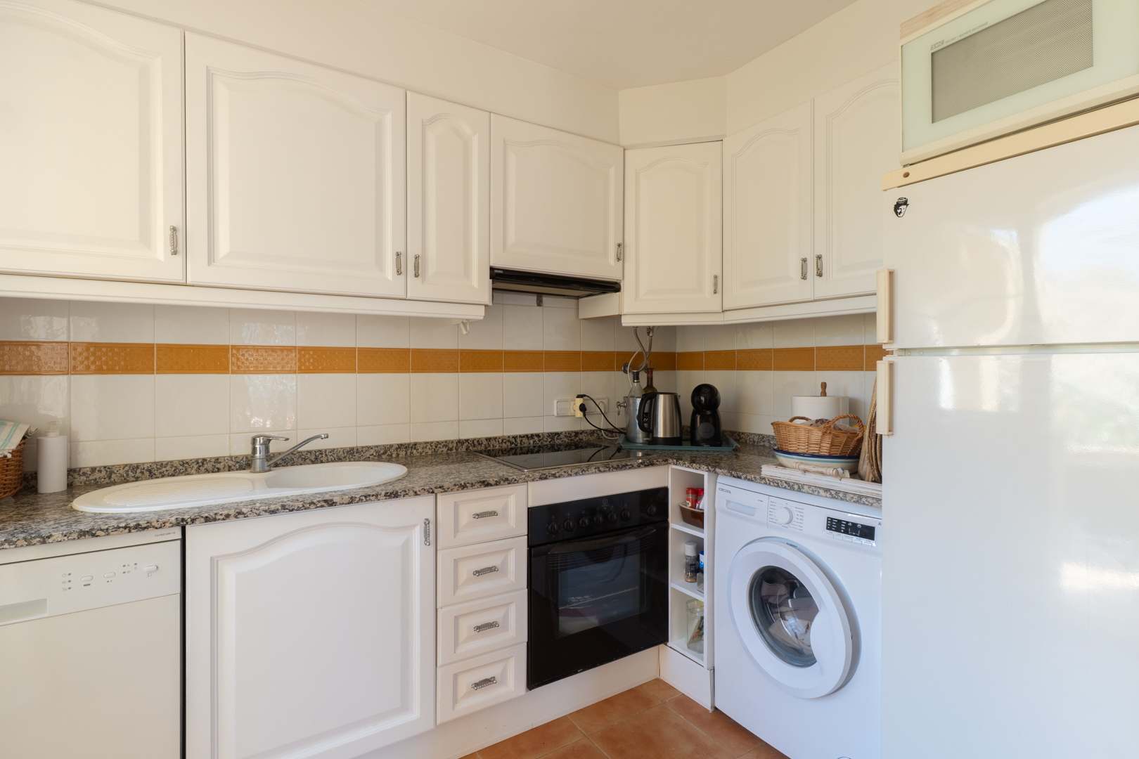 Apartamento en Altea Hills: Espacio y Vistas Exclusivas