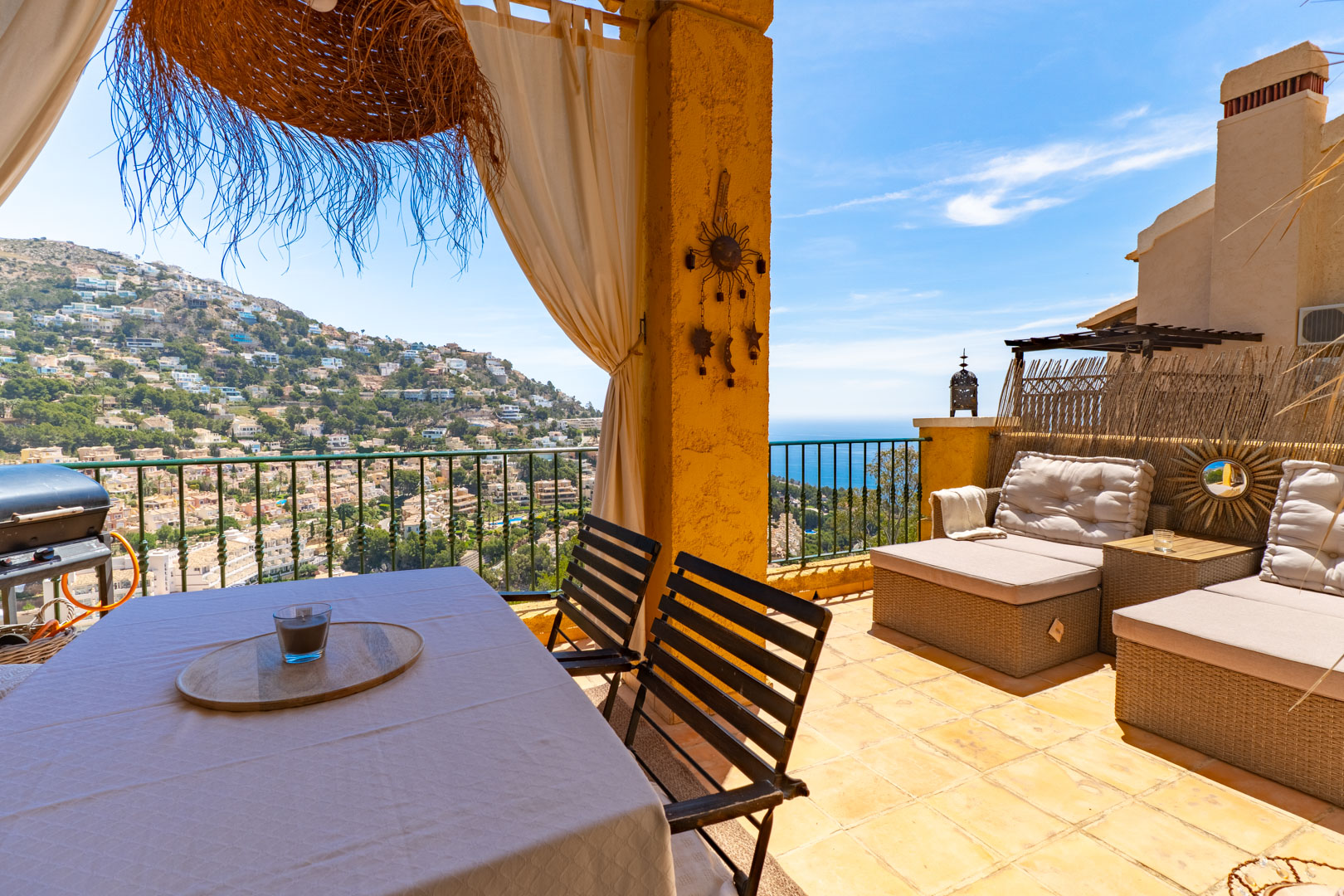 Apartamento en Altea Hills: Espacio y Vistas Exclusivas