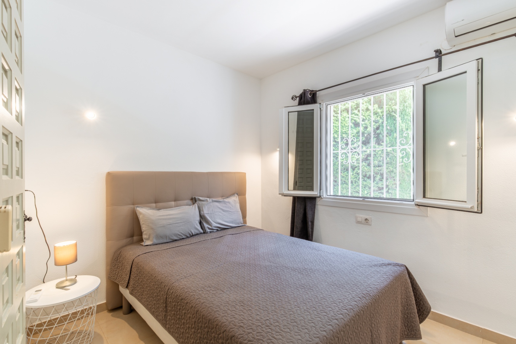 Villa con Piscina en Venta, Moraira