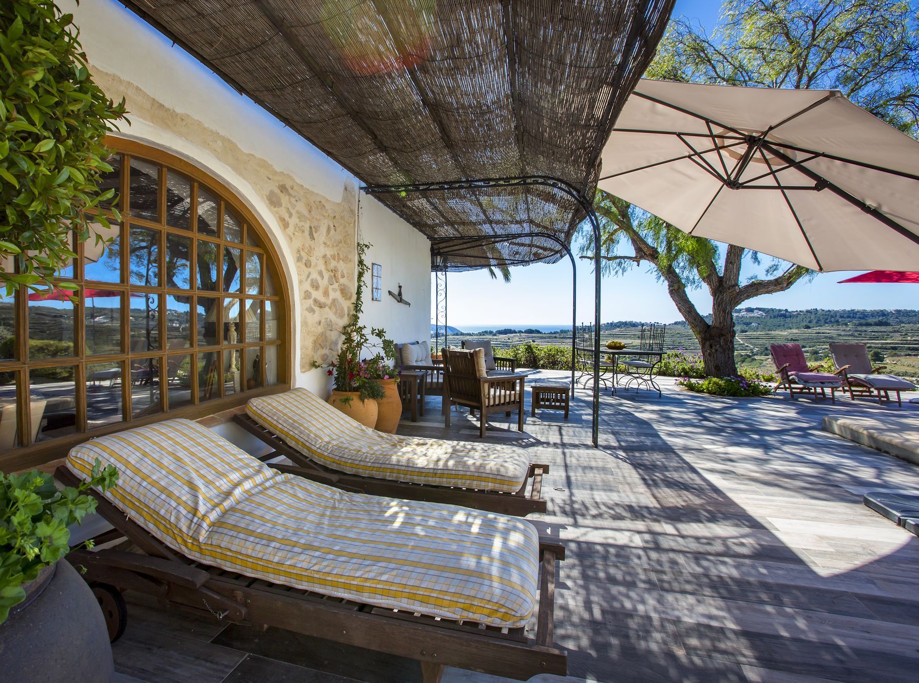 Finca tradicional  con vistas al mar en venta en Teulada