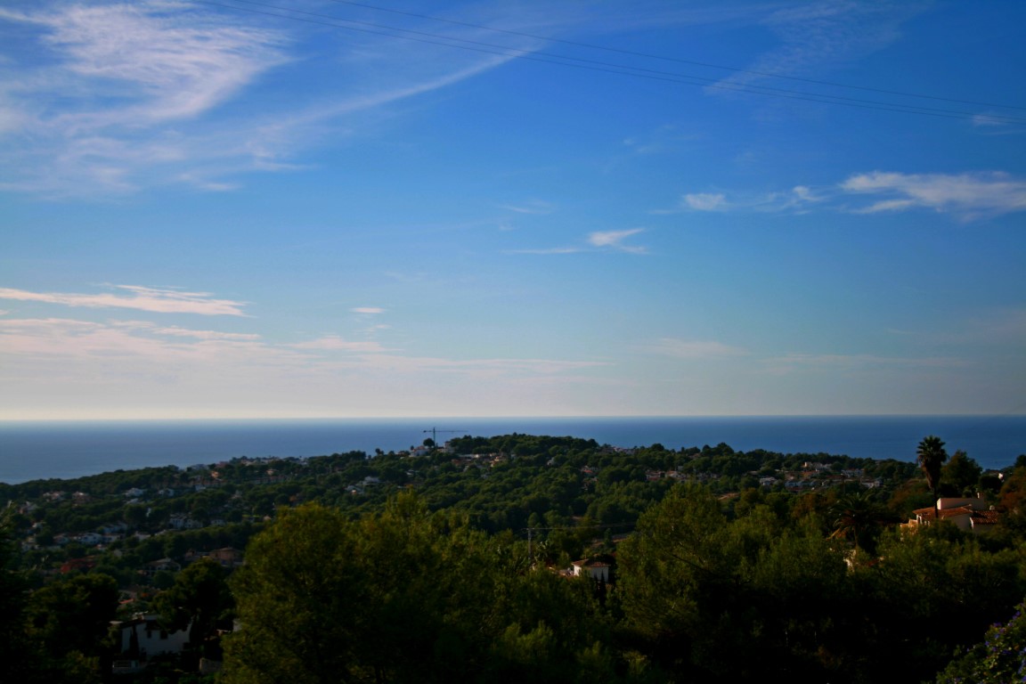 Parcela en Moraira Benimeit con vistas al mar