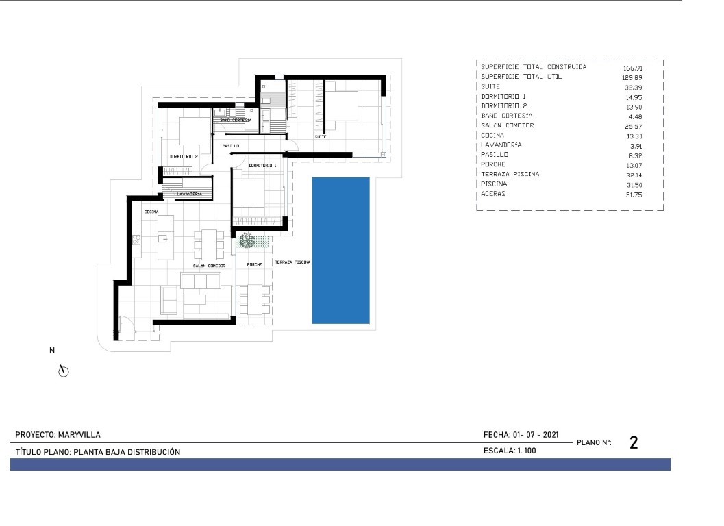 Plano técnico de distribución de la planta baja que detalla la disposición de tres dormitorios, zona de estar diáfana y terraza con piscina de 31 m².