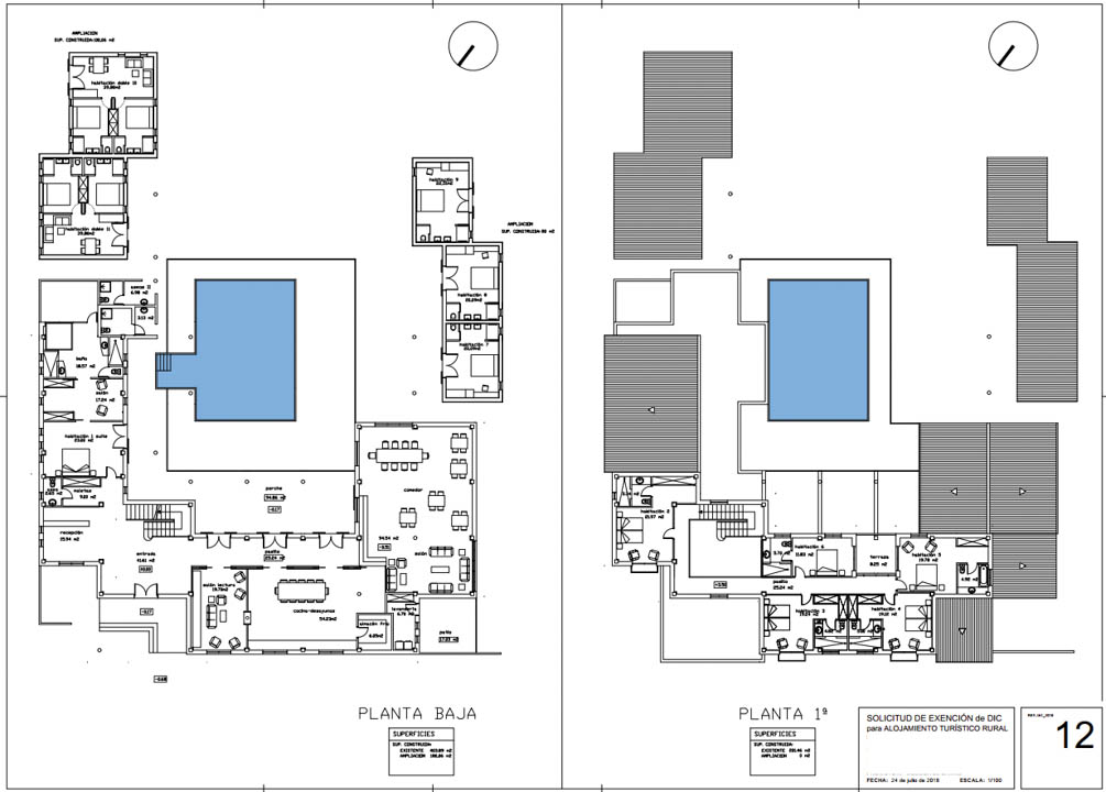 Planos arquitectónicos detallados de la planta baja y primera planta, mostrando la distribución de habitaciones, zonas comunes y la piscina central para el proyecto de hotel rural.