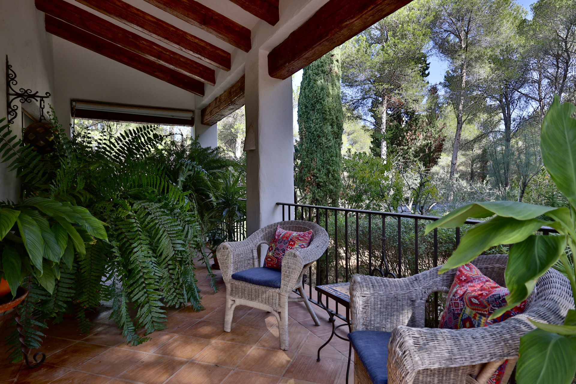 Villa en Jávea con Vistas Panorámicas al Mar