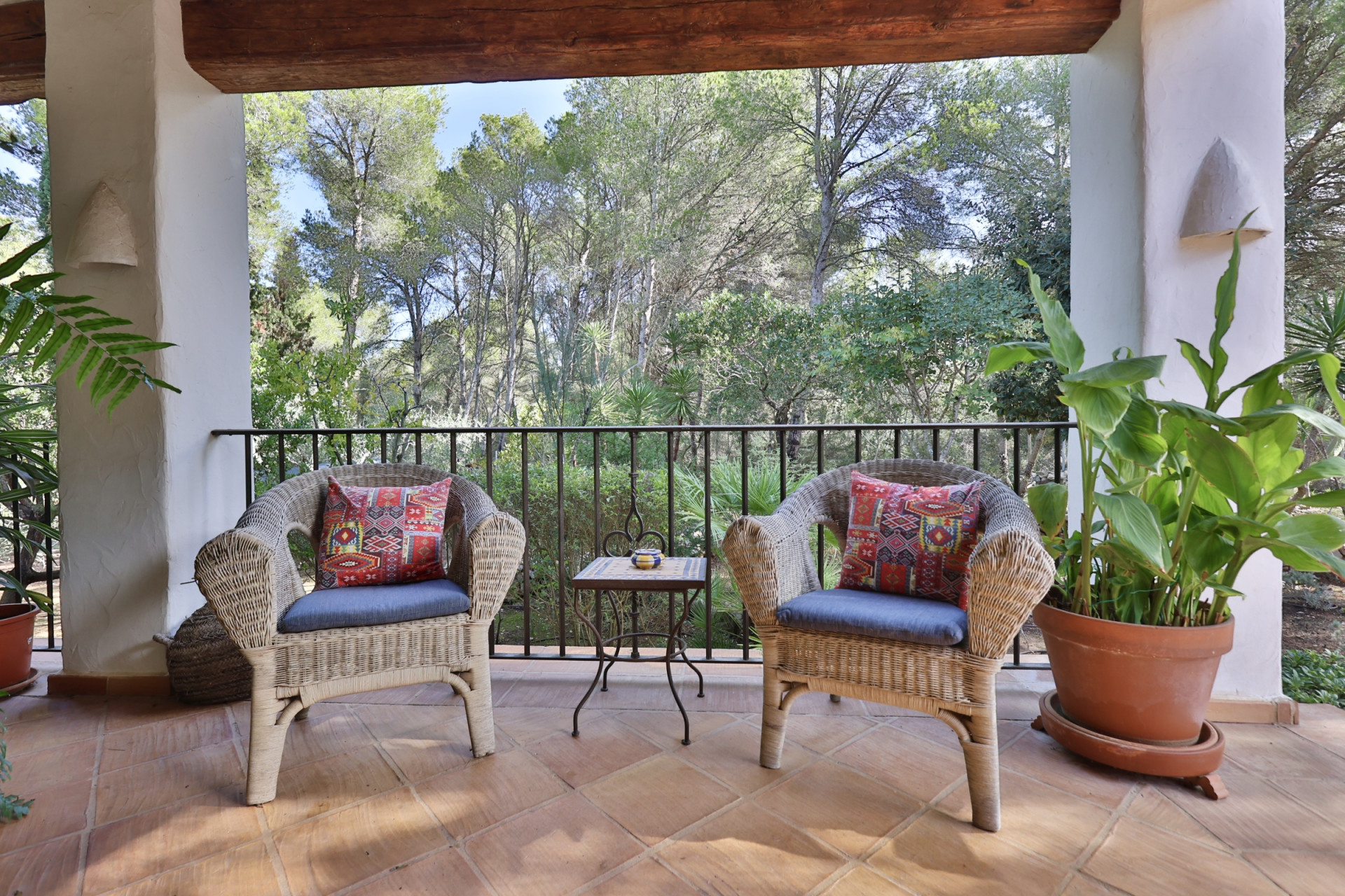 Villa en Jávea con Vistas Panorámicas al Mar