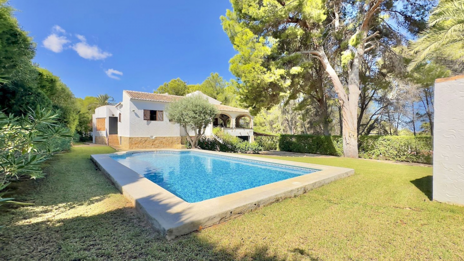 Villa en Jávea, Cap Martí: Piscina Privada y Vistas