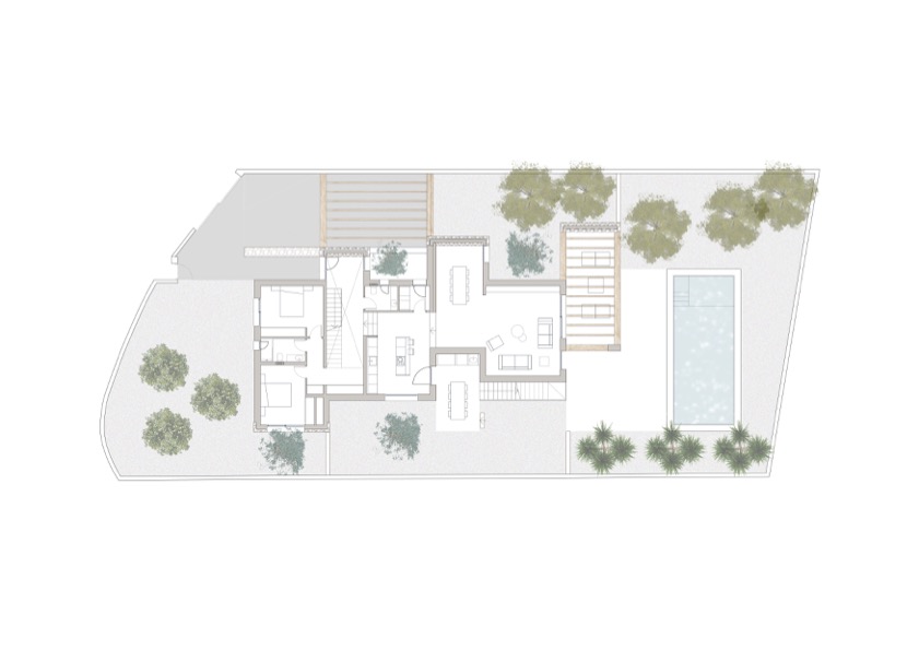 Plano detallado de la planta baja que muestra la distribución de dormitorios, el salón de concepto abierto, la piscina exterior y las zonas ajardinadas de la parcela.