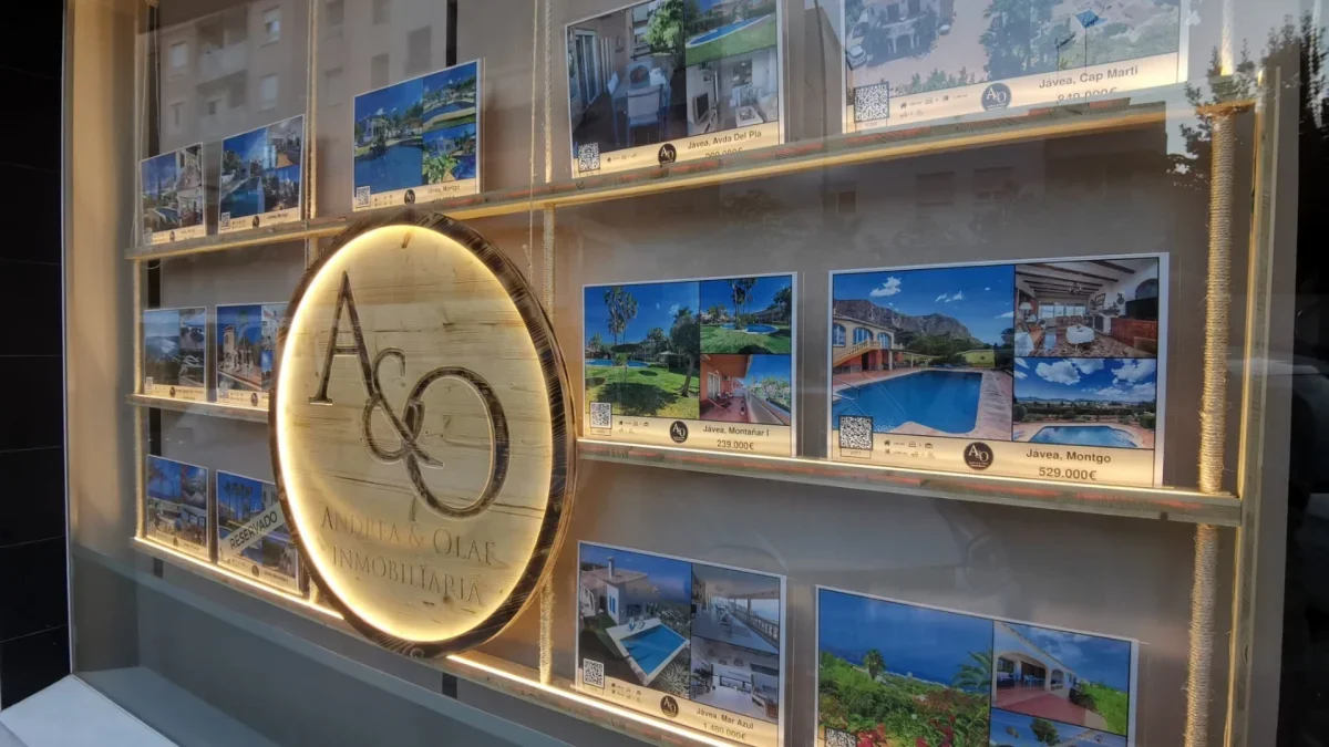 Comprar propiedades en la Costa Blanca: Villas, casas y apartamentos